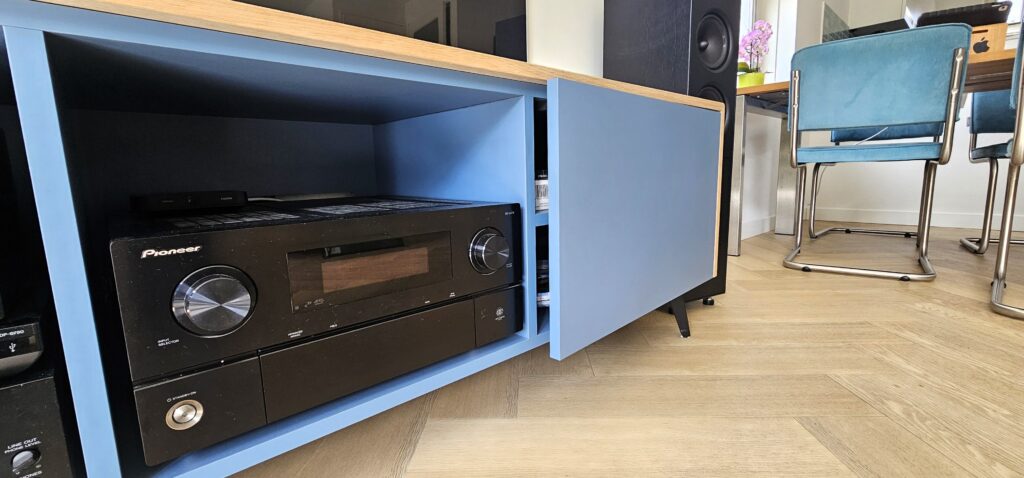 | Studio Jeroen, Meubelen Op Maat